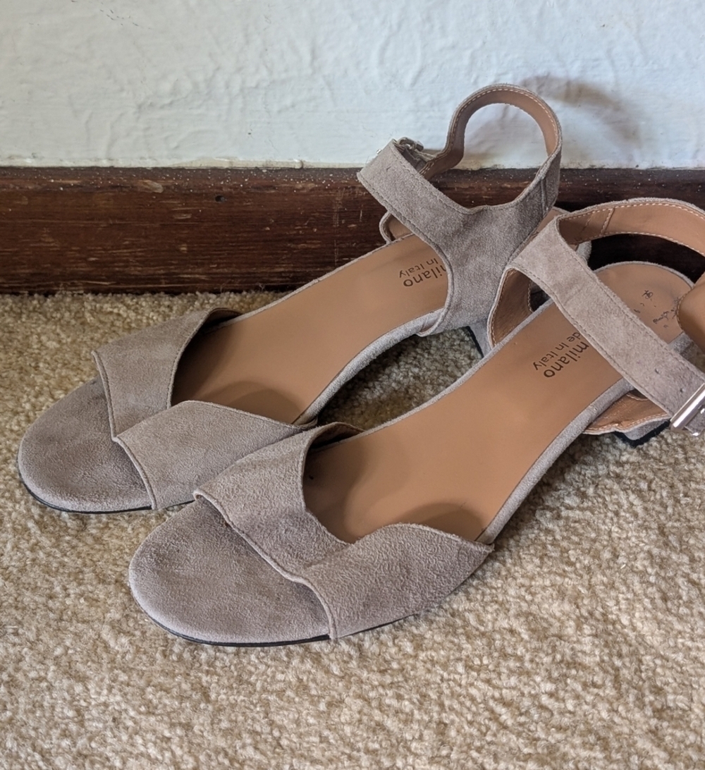 Sophia Milano Made In Italy Brown Strappy Heeled sandals sz 10